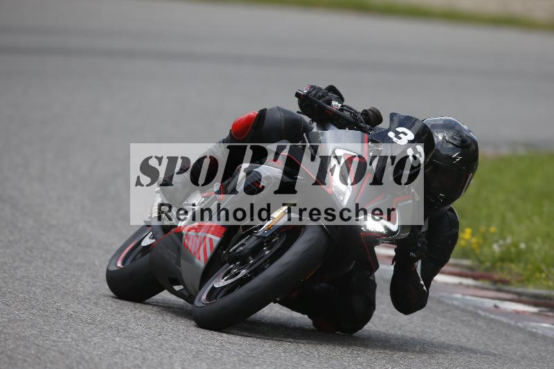 /Archiv-2024/29 12.06.2024 MOTO.CH Track Day ADR/Gruppe gelb/33